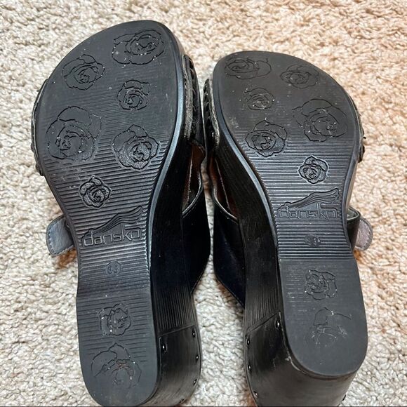 Dansko‎ Sandal Clog, size 38. Worn and loved, but so much life left. - Picture 7 of 10